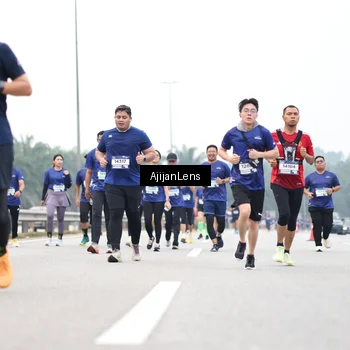 Runner Photo 7420490