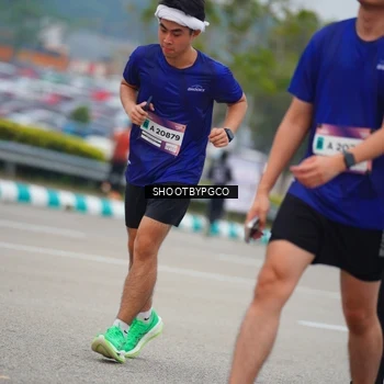 Runner Photo 7420501