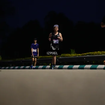 Runner Photo 7420513