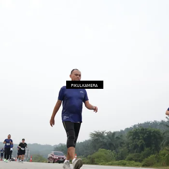 Runner Photo 7420522