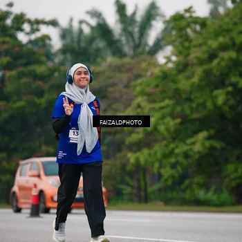 Runner Photo 7420533