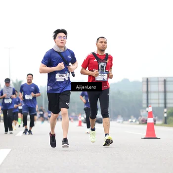 Runner Photo 7420534