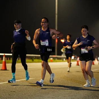 Runner Photo 7420679