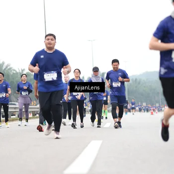 Runner Photo 7420680