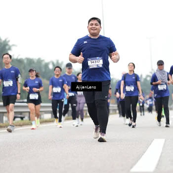 Runner Photo 7420696