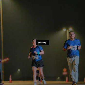 Runner Photo 7420699
