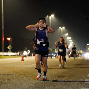 Runner Photo 7420709