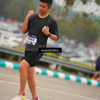 Runner Photo 7420711