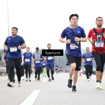 Runner Photo 7420727