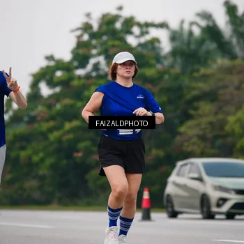 Runner Photo 7420732