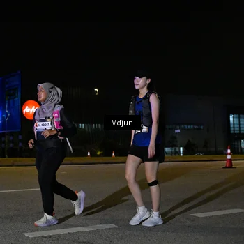 Runner Photo 7420733
