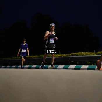 Runner Photo 7420741
