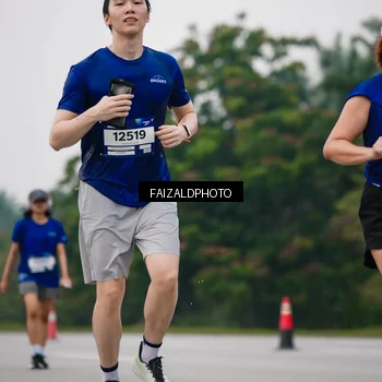 Runner Photo 7420742