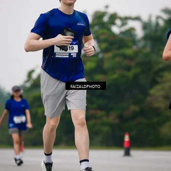 Runner Photo 7420746