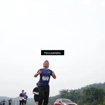 Runner Photo 7420760