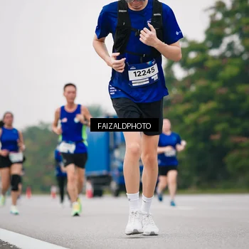 Runner Photo 7420805