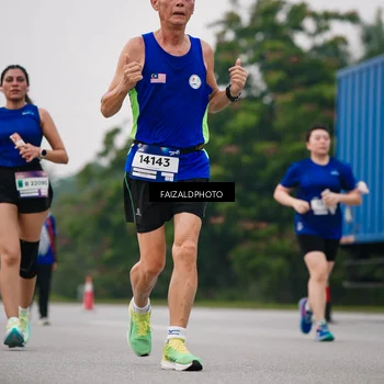 Runner Photo 7420807