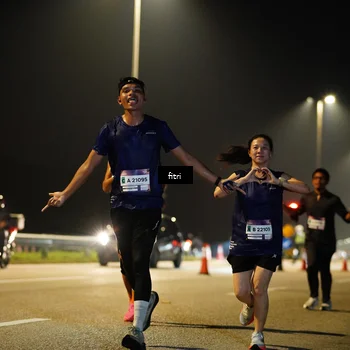 Runner Photo 7420813