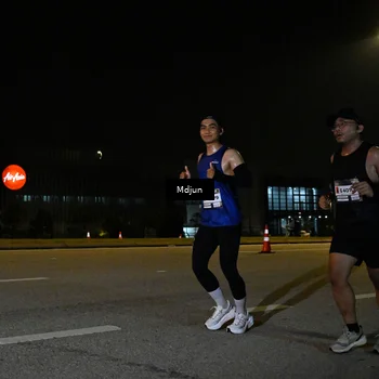Runner Photo 7420818