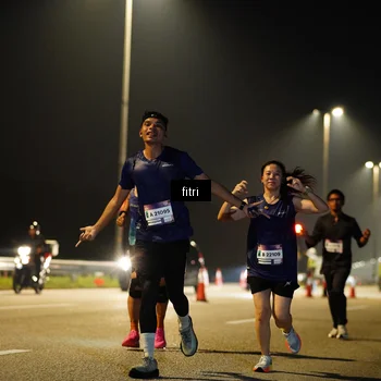 Runner Photo 7420831