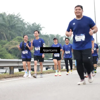 Runner Photo 7420832