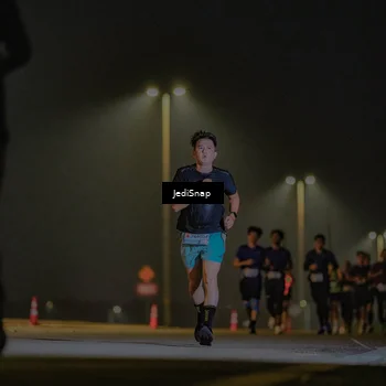Runner Photo 7420838