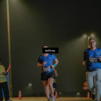 Runner Photo 7420843