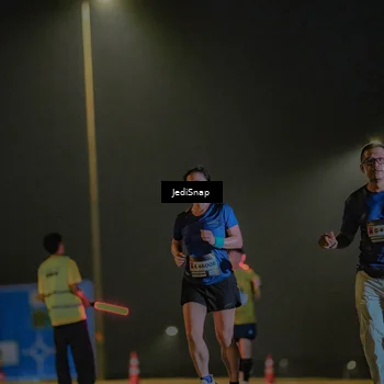 Runner Photo 7420846