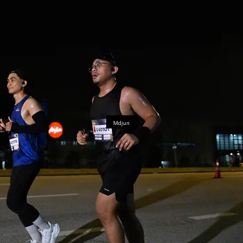 Runner Photo 7420859