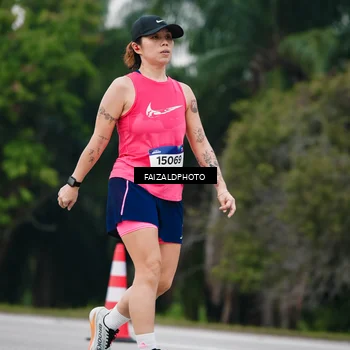 Runner Photo 7420870