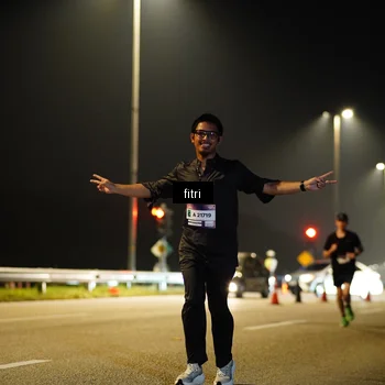 Runner Photo 7420879