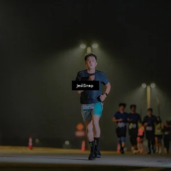 Runner Photo 7420886