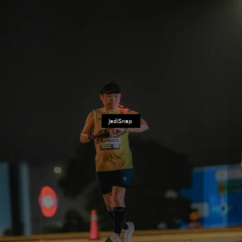Runner Photo 7420889