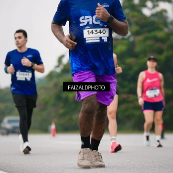 Runner Photo 7420894