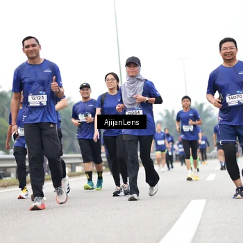 Runner Photo 7420896