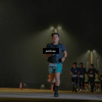 Runner Photo 7420899