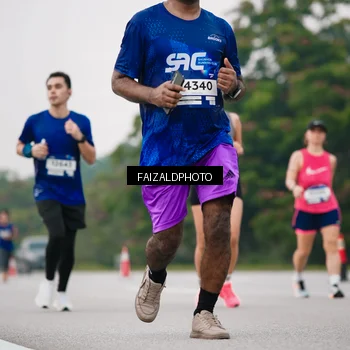 Runner Photo 7420902