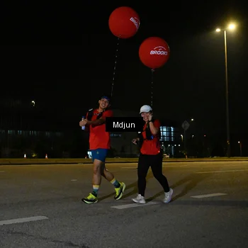 Runner Photo 7420905