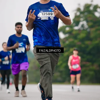 Runner Photo 7420921