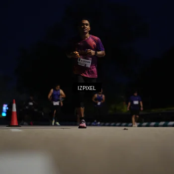 Runner Photo 7420956