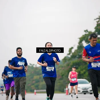 Runner Photo 7420993