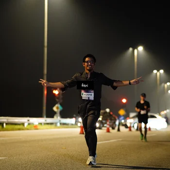 Runner Photo 7421004