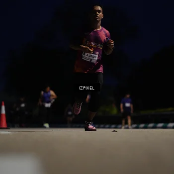 Runner Photo 7421052