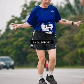Runner Photo 7421059