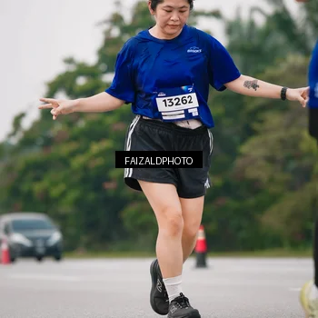 Runner Photo 7421065