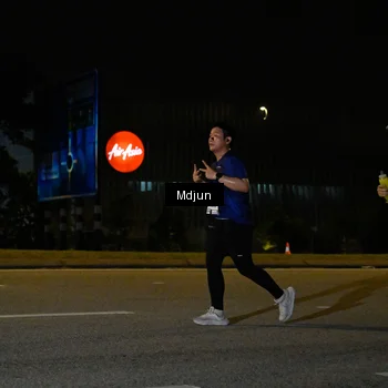 Runner Photo 7421074