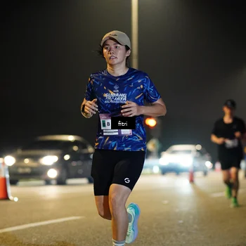 Runner Photo 7421081