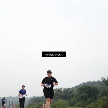 Runner Photo 7421090