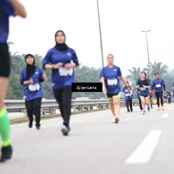 Runner Photo 7421199