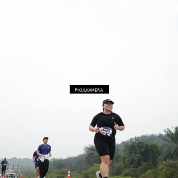 Runner Photo 7421201
